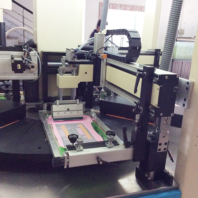 Automatic Three Color Flat Screen Printer for Ruler (HX-X8CJJ-LED)