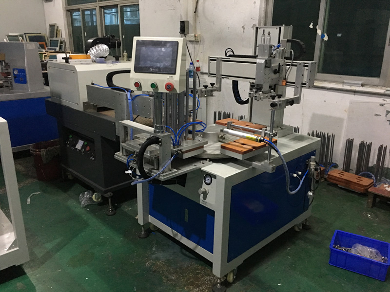 Argentina customer buy plastic ruler screen printing machine
